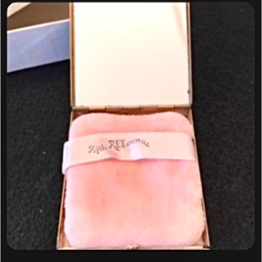 VINTAGE Gold Compact Powder - Beauty Mate Rex Fifth Avenue and Fluffy Pink Puff